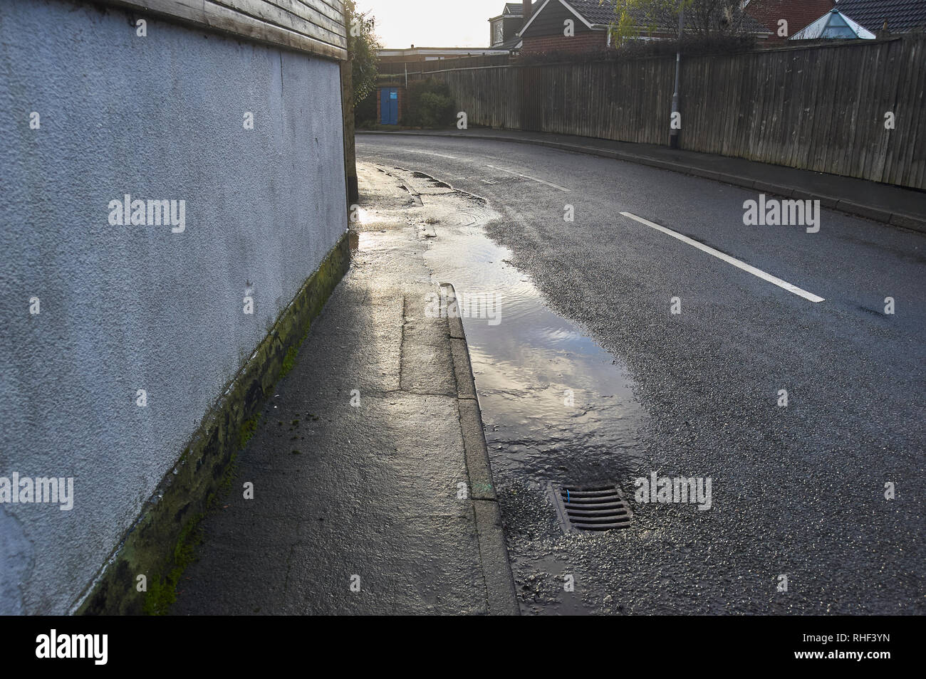 Burst water main (Pipe) in a main road Stock Photo Alamy