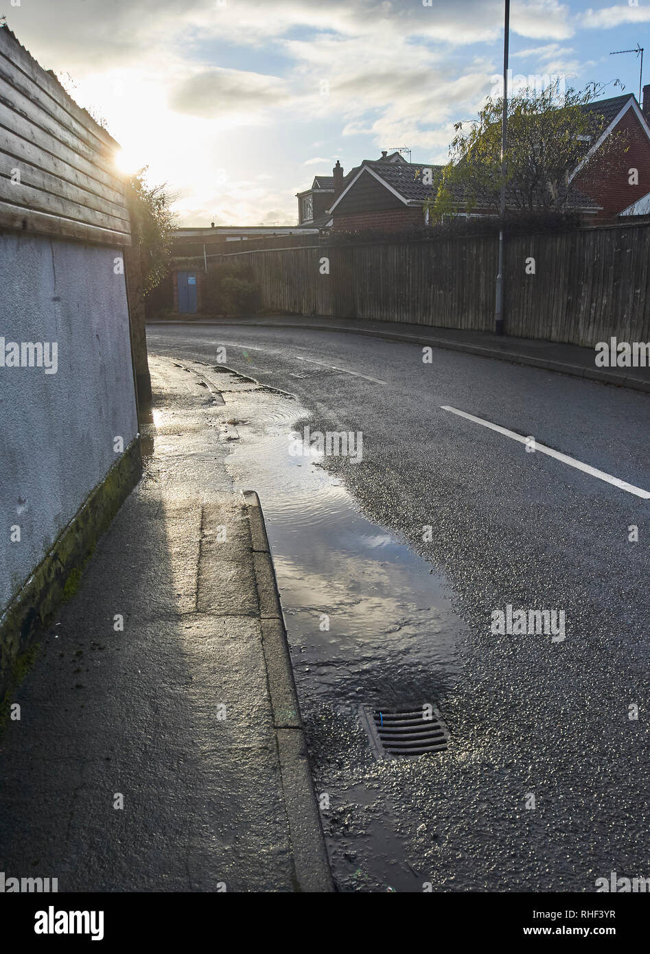Burst pipe uk flood hires stock photography and images Alamy