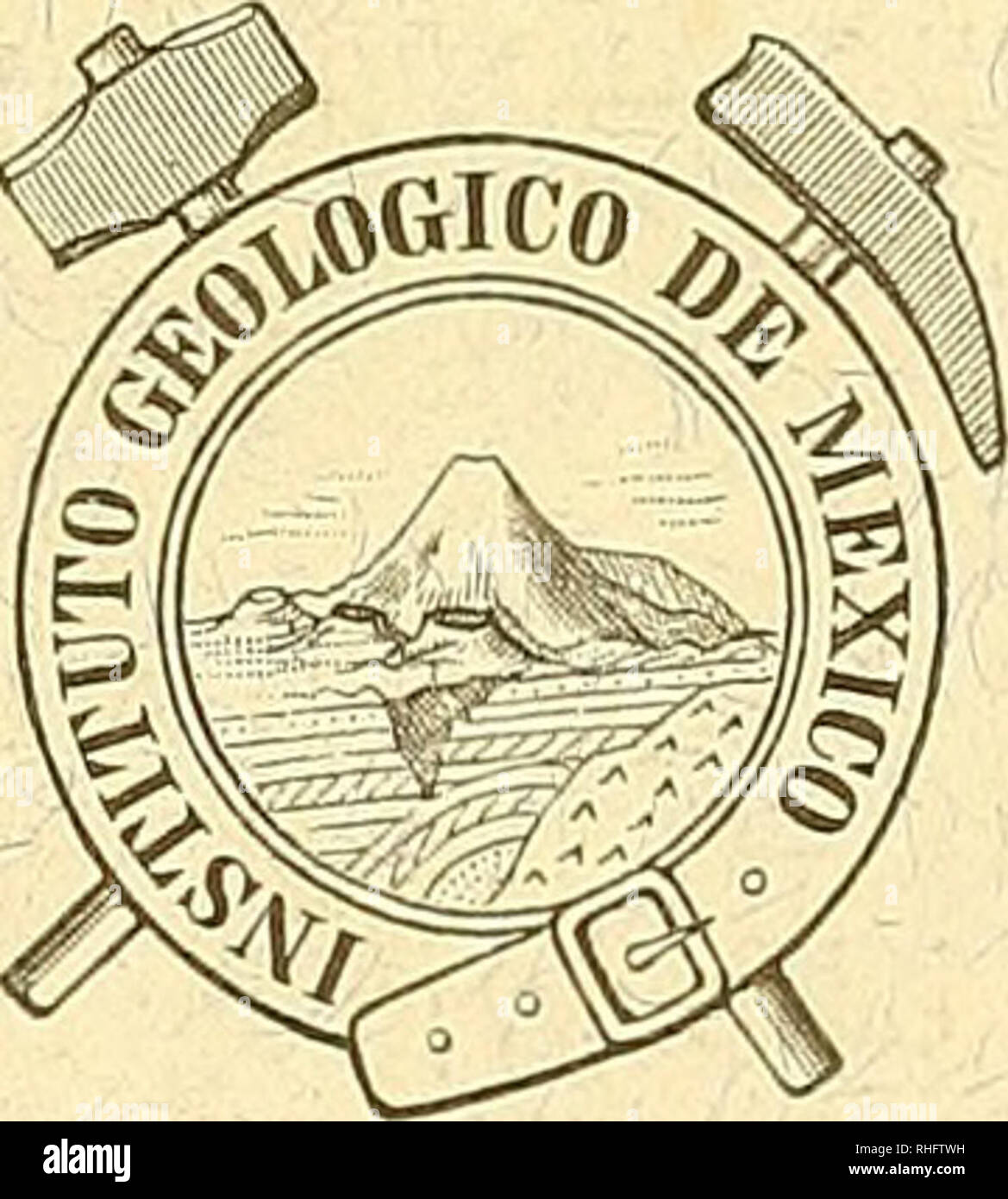 . Boletín del Instituto Geológico de México. Geology; Geology; Paleontology. ^í&gt; s^CTT^ ,,- SECRETARIA DE FOMENTO, COLONIZACIÓN É INDUSTRIA, B O L :ei TI nsr DEL iNSTimi umm n uto NITM. 10. BIBLIOGRAFÍA GEOLÓGICA Y MINERA REPÚBI;ICA MEXICANA.. MÉXICO OFICINA TIP. DE LA SECRETARIA DE FOMENTO Calle de San Andrés mlmero 15. 1898. Please note that these images are extracted from scanned page images that may have been digitally enhanced for readability - coloration and appearance of these illustrations may not perfectly resemble the original work.. Instituto Geológico de México. México : [Instit Stock Photo