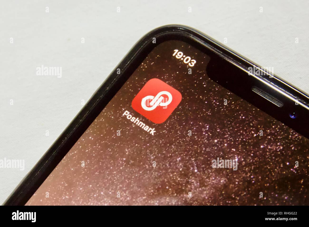 Poshmark App Hi res Stock Photography And Images Alamy