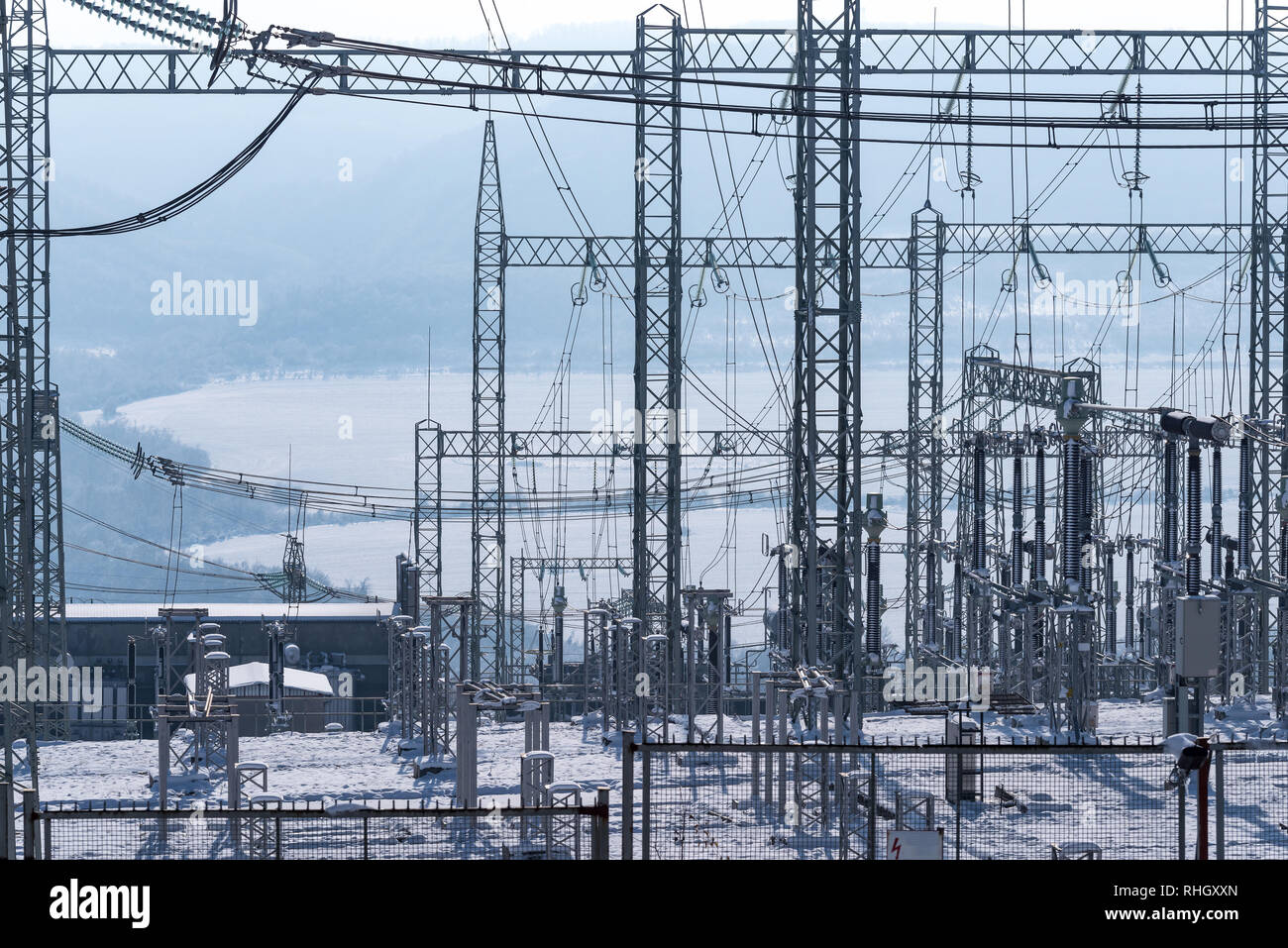 Transformer for powerline hi-res stock photography and images - Alamy