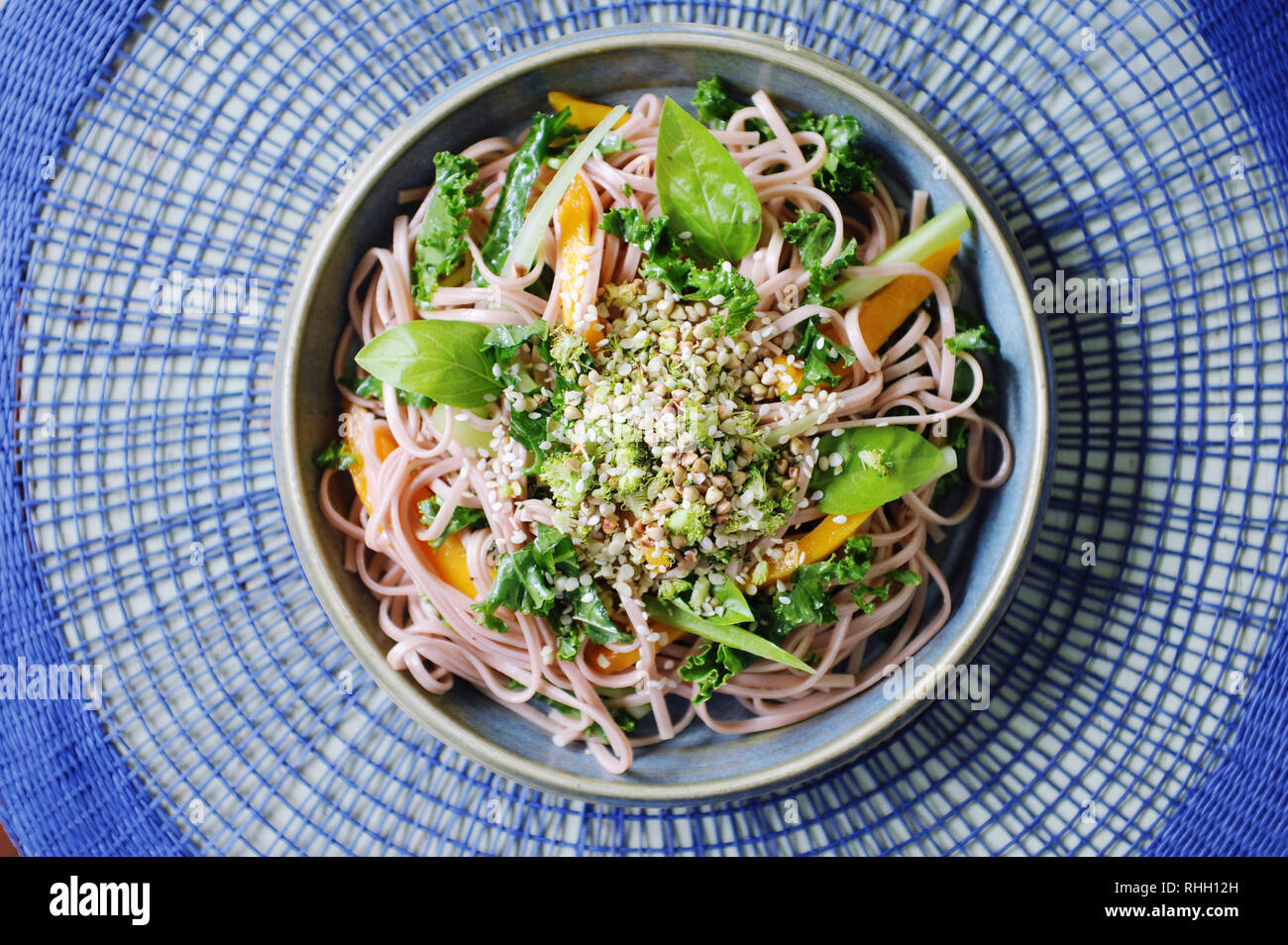 Soba Noodle Salad with Broccoli, Mango and Buckwheat Stock Photo Alamy