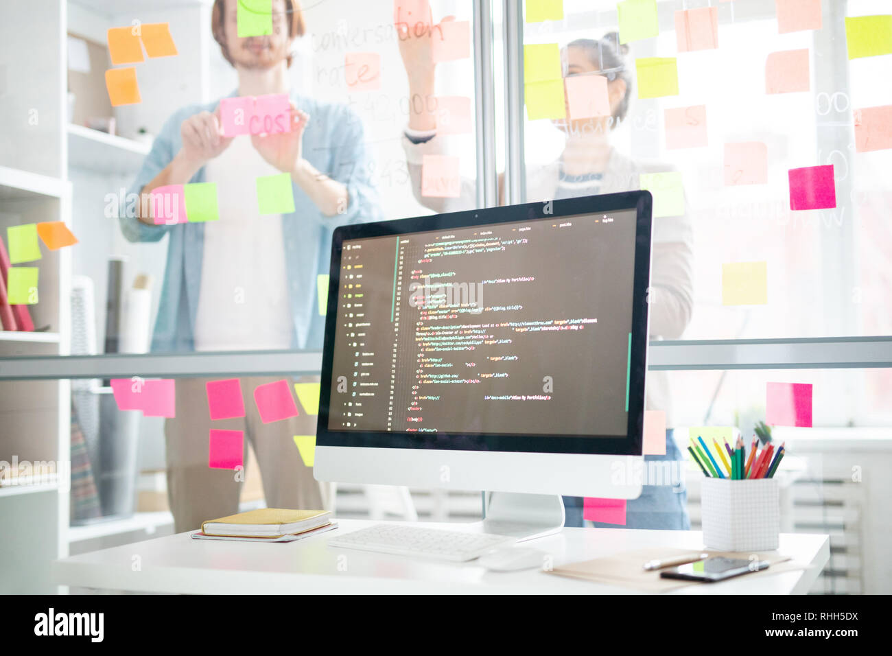 Cyber business human monitor hi-res stock photography and images - Alamy