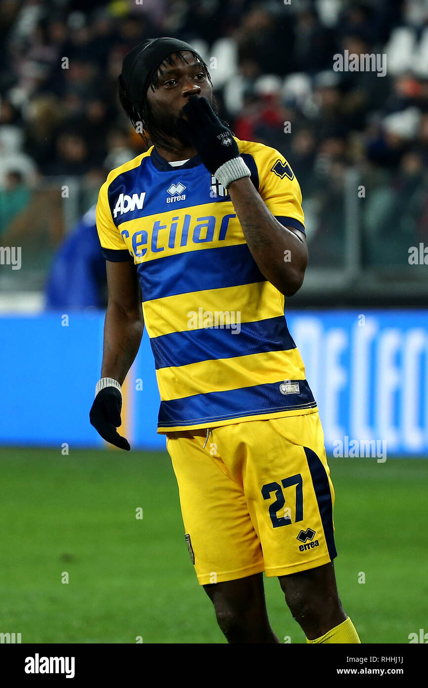 Gervinho of Parma celebrates after scoring the goal of the final 3-3 during the Serie A 2018/2019 football match between Juventus and Parma at Allianz Stock Photo