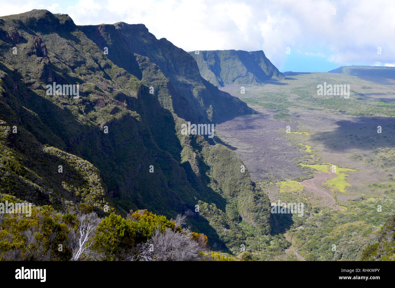 Trek towards the Piton de la Fournaise, an active volcano in Réunion