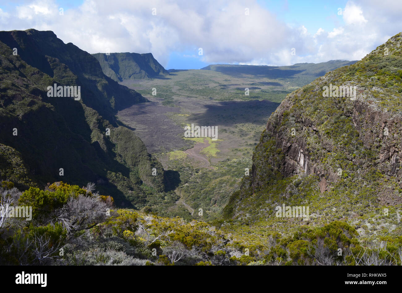 Trek towards the Piton de la Fournaise, an active volcano in Réunion