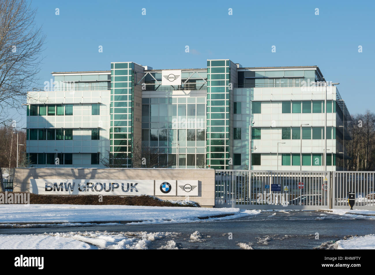 Farnborough head office (offices) of BMW and Mini cars. Headquarters of the BMW Group national sales and corporate communications, Hampshire, UK Stock Photo