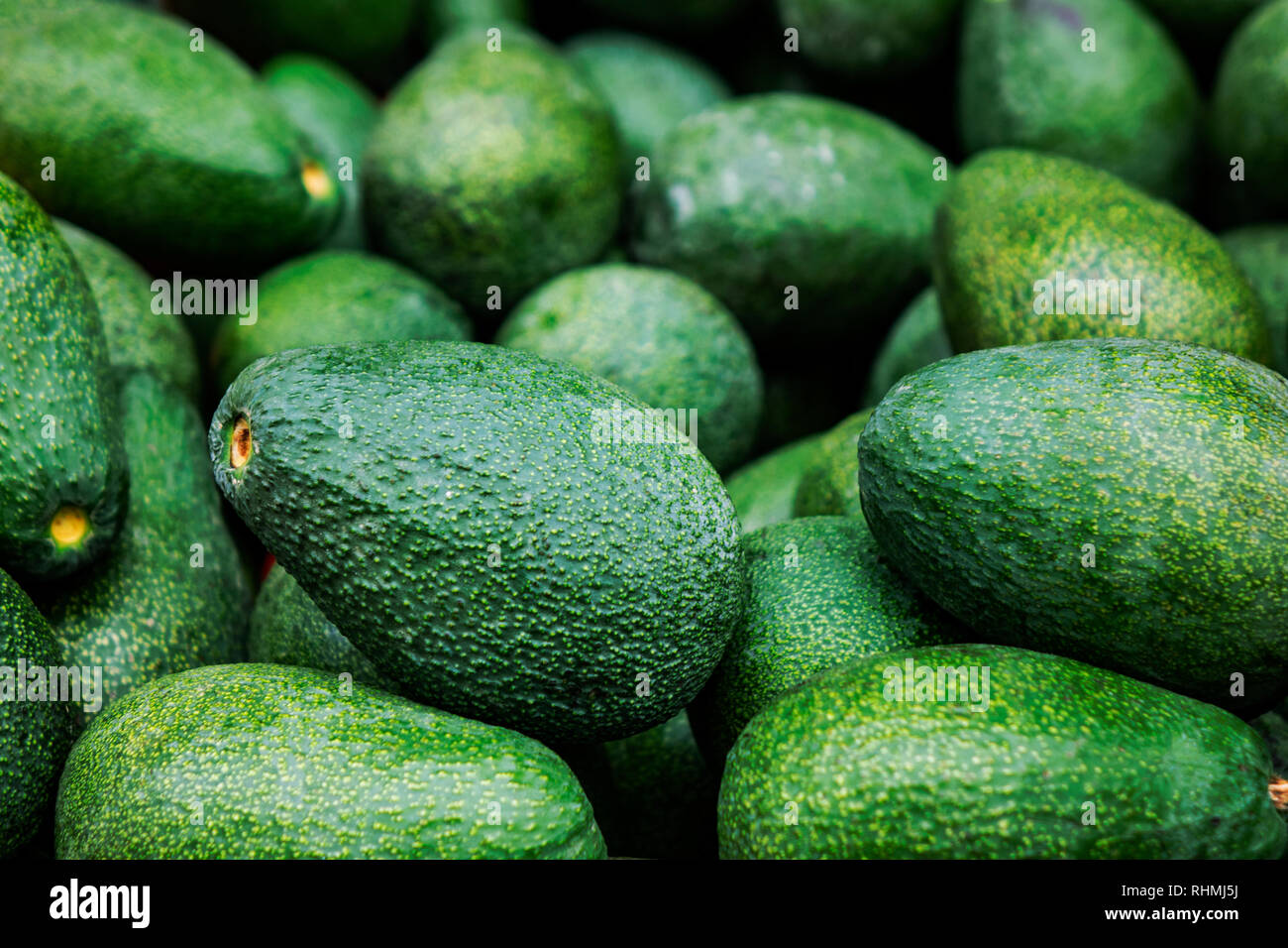 How to Pick the Perfect Avocado