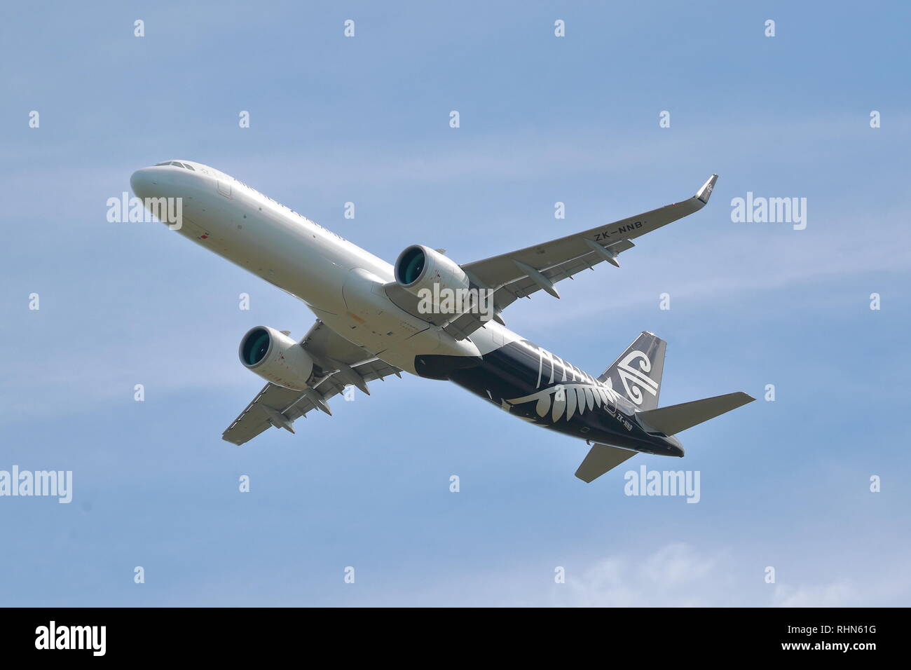 Air New Zealand Airbus A321 taking off from Auckland Airport, New Zealand Stock Photo