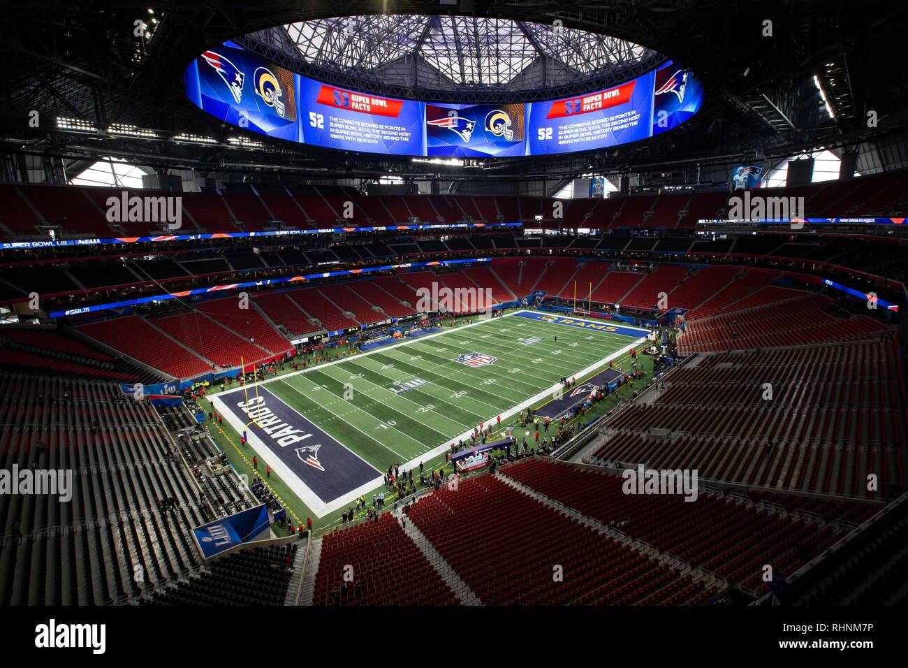 Atlanta, GA, USA. 3rd Feb, 2019. Before the Super Bowl LIII at Mercedes-Benz  Stadium in Atlanta, GA on February 3, 2019. (Photo by Jevone Moore) Credit:  csm/Alamy Live News Stock Photo - Alamy
