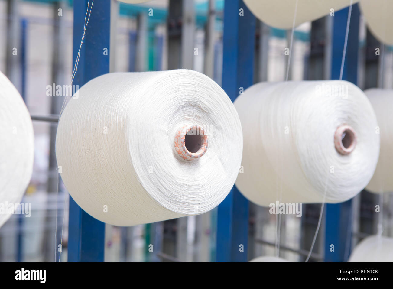 Cotton Yarn Reel in Latur - Dealers, Manufacturers & Suppliers -Justdial