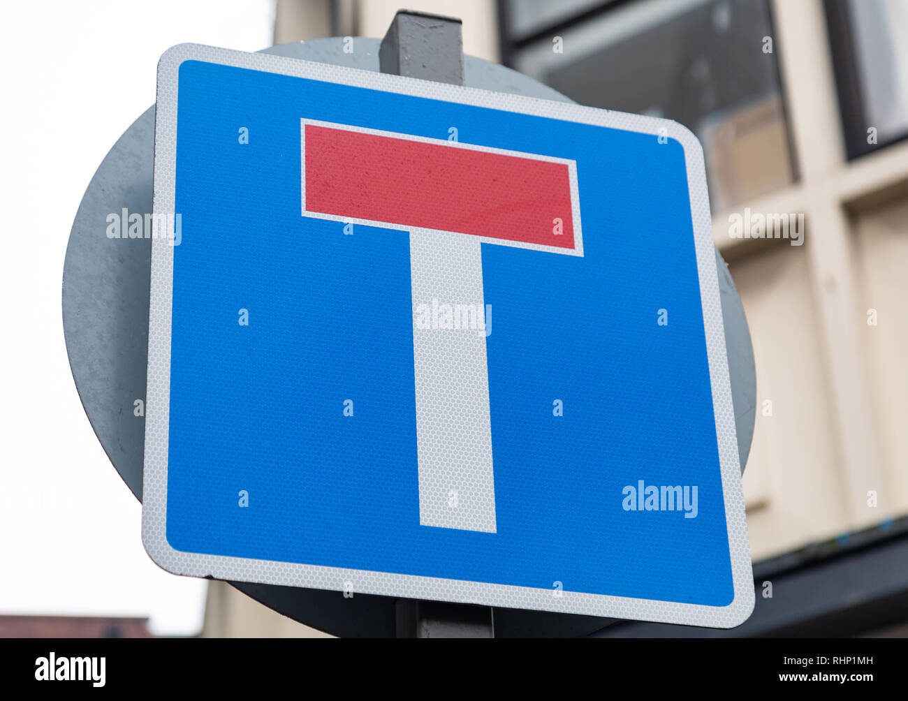 T junction road sign hi-res stock photography and images - Alamy