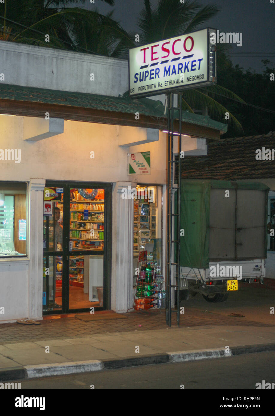 Tesco supermarket in Sri Lanka Stock Photo