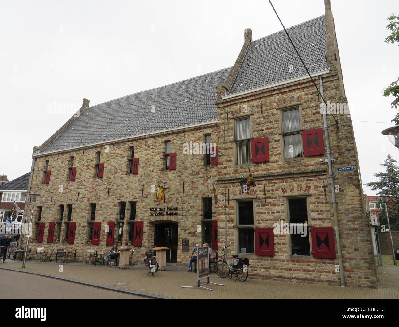 Traditional dutch building. De echte bakker / The real baker Van der Kloet Stock Photo