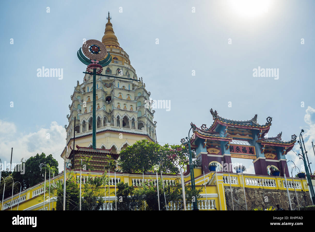 kek lok si temple chinese new year opening hours