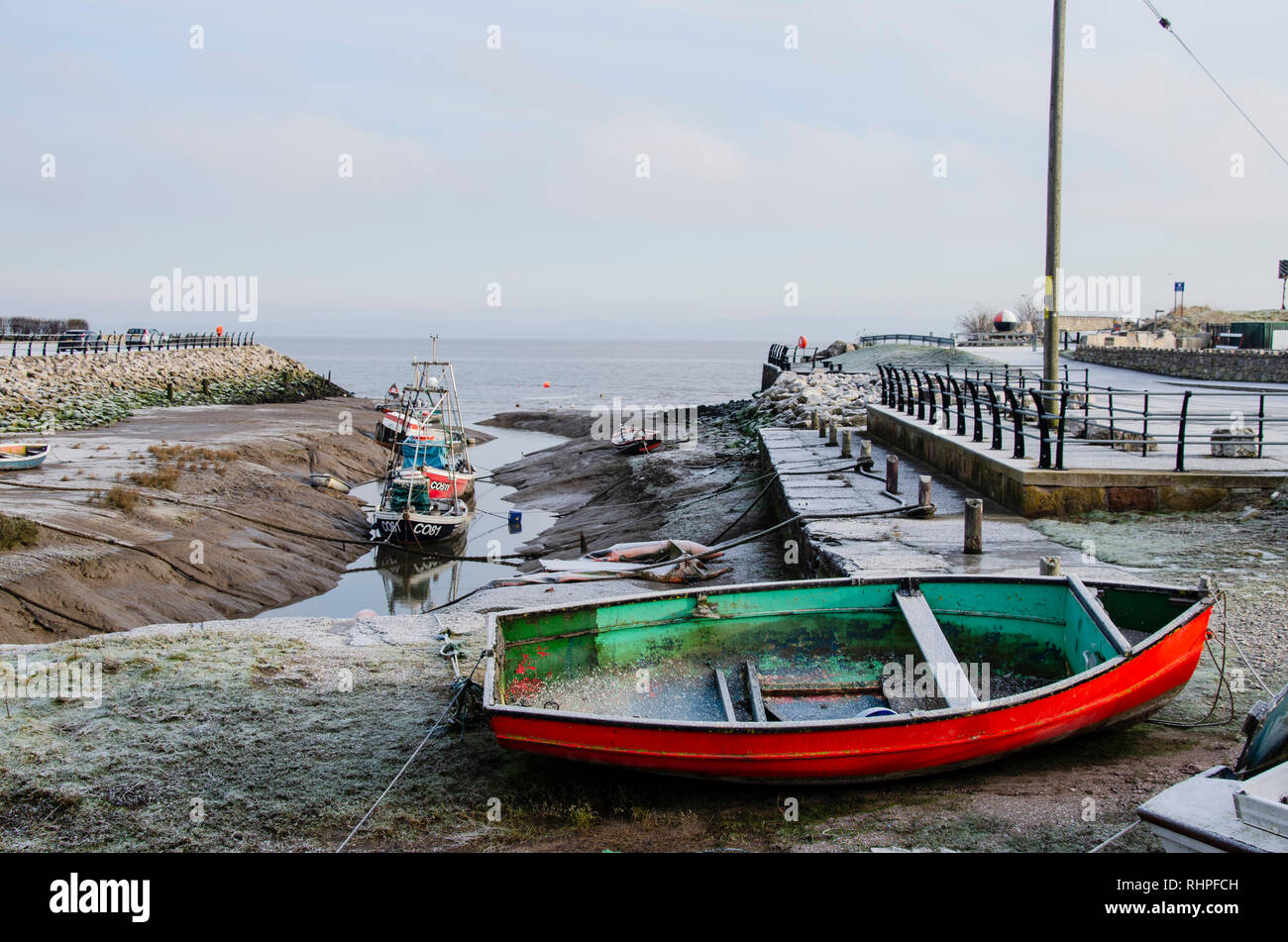 Greenfield, UK. 31, January, 2019. A sharp frost leaves a dusting of