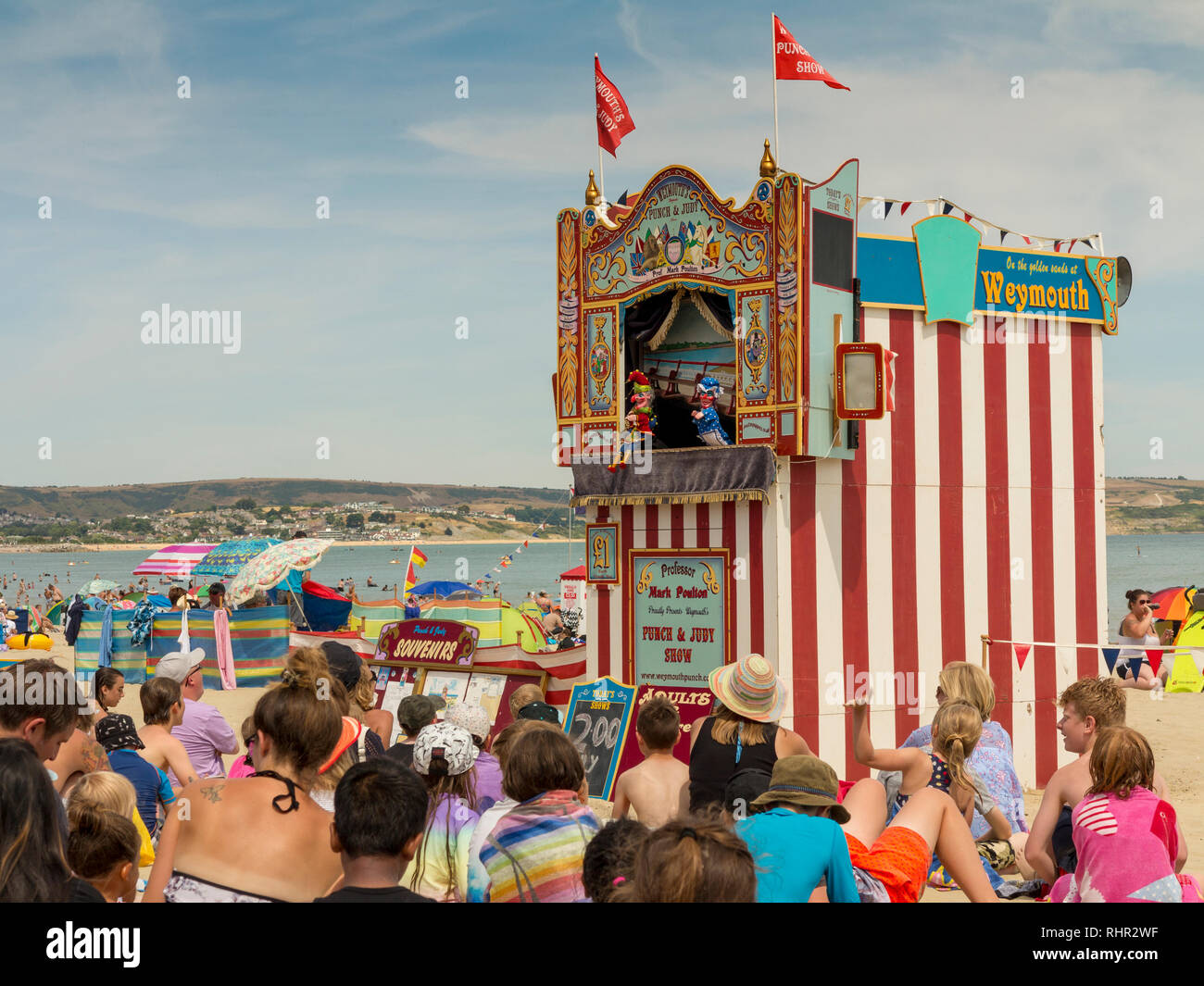 Punch and judy booth hires stock photography and images Alamy