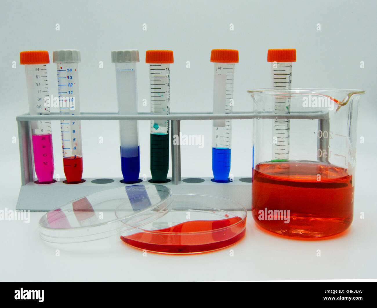 Laboratory labware for science experiments, white backgroun Stock Photo ...