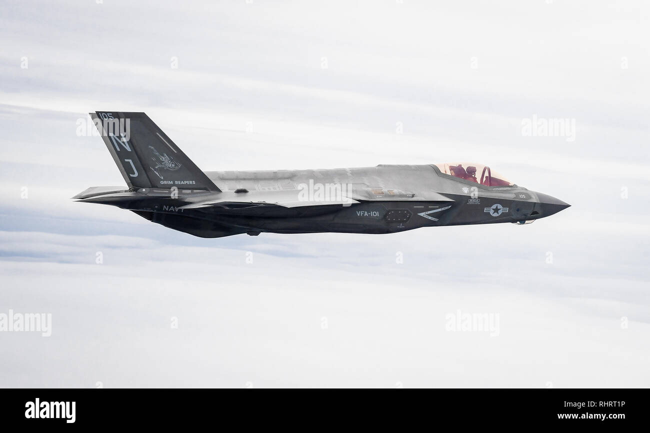The grim reapers of strike fighter squadron vfa 101 hi-res stock ...
