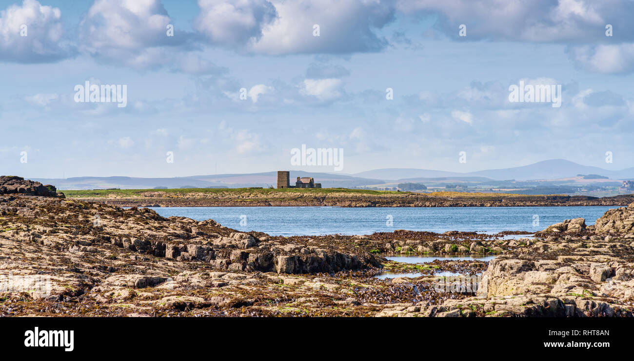 Brownsman lighthouse, Farne Islands, Northumberland, UK Stock Photo