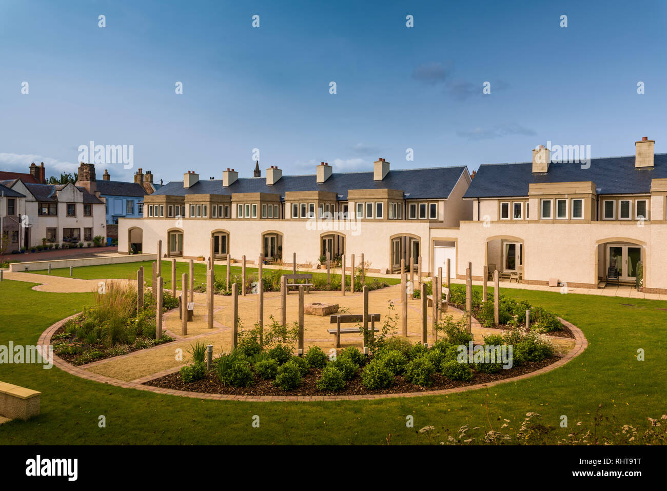 Retirement houses hires stock photography and images Alamy