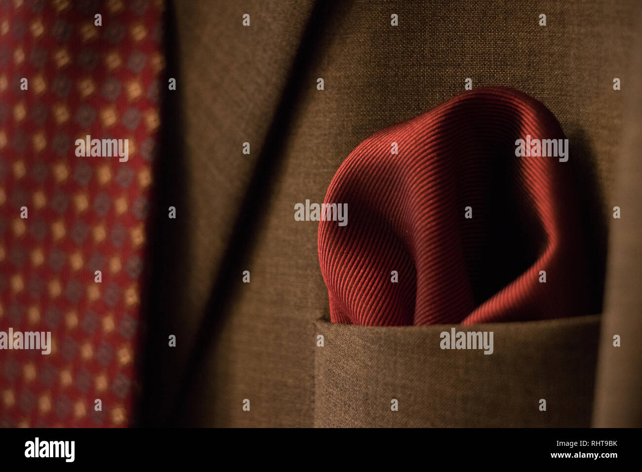 Red suit jacket hi-res stock photography and images - Alamy
