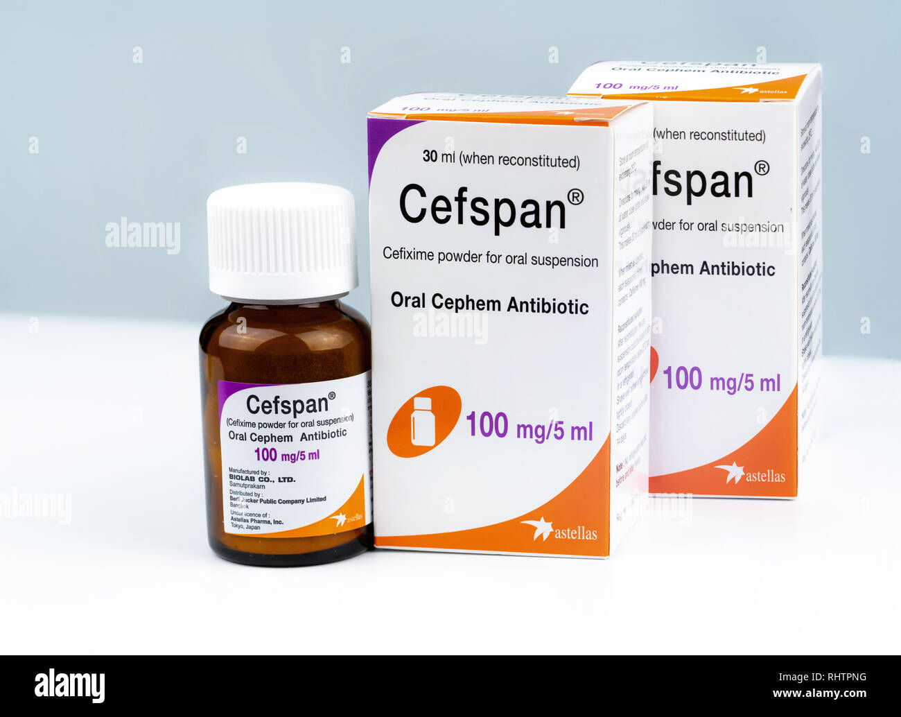 CHONBURI, THAILAND-AUGUST 3, 2018 : Cefspan 100 mg/5 ml. Oral Cephem Antibiotic. Cefixime powder for oral suspension 30 ml when reconstituted. Antibio Stock Photo