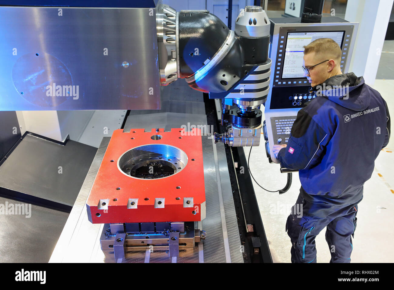 Leipzig, Germany. 04th Feb, 2019. An application engineer prepares a