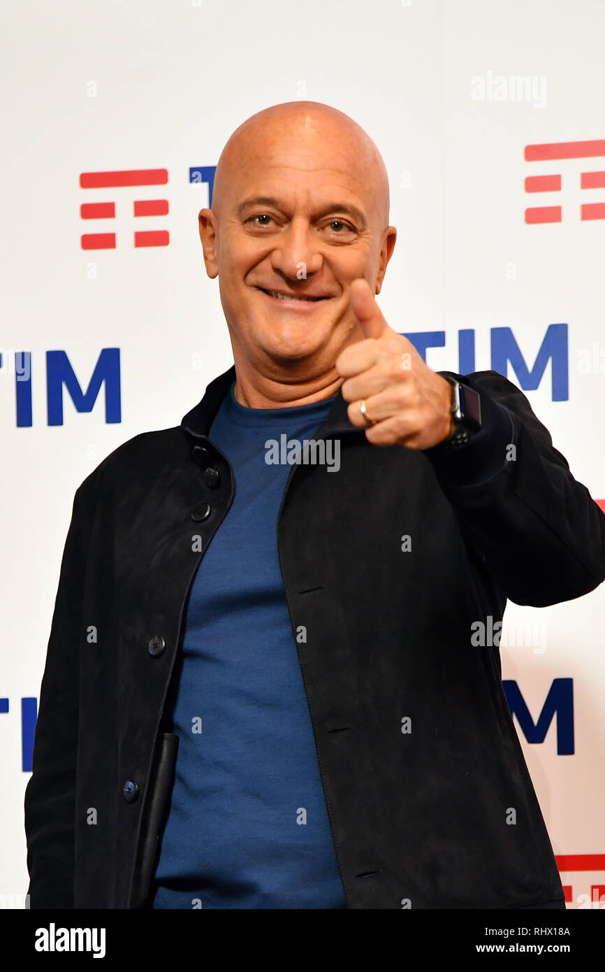 Gian Mattia D'Alberto / lapresse 04-02-2019 Sanremo IM Spettacolo 69mo Festival della canzone italiana Conferenza stampa organizzazione nella foto: Claudio Bisio Gian Mattia D'Alberto / lapresse 2019-02-04 Sanremo IM 69th Italian song festival Organization press conference in the photo: Claudio Bisio Stock Photo