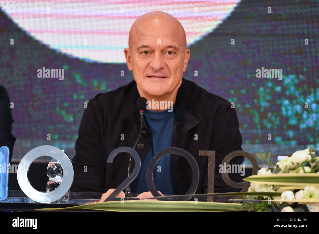 Gian Mattia D'Alberto / lapresse 04-02-2019 Sanremo IM Spettacolo 69mo Festival della canzone italiana Conferenza stampa organizzazione nella foto: Claudio Bisio Gian Mattia D'Alberto / lapresse 2019-02-04 Sanremo IM 69th Italian song festival Organization press conference in the photo: Claudio Bisio Stock Photo