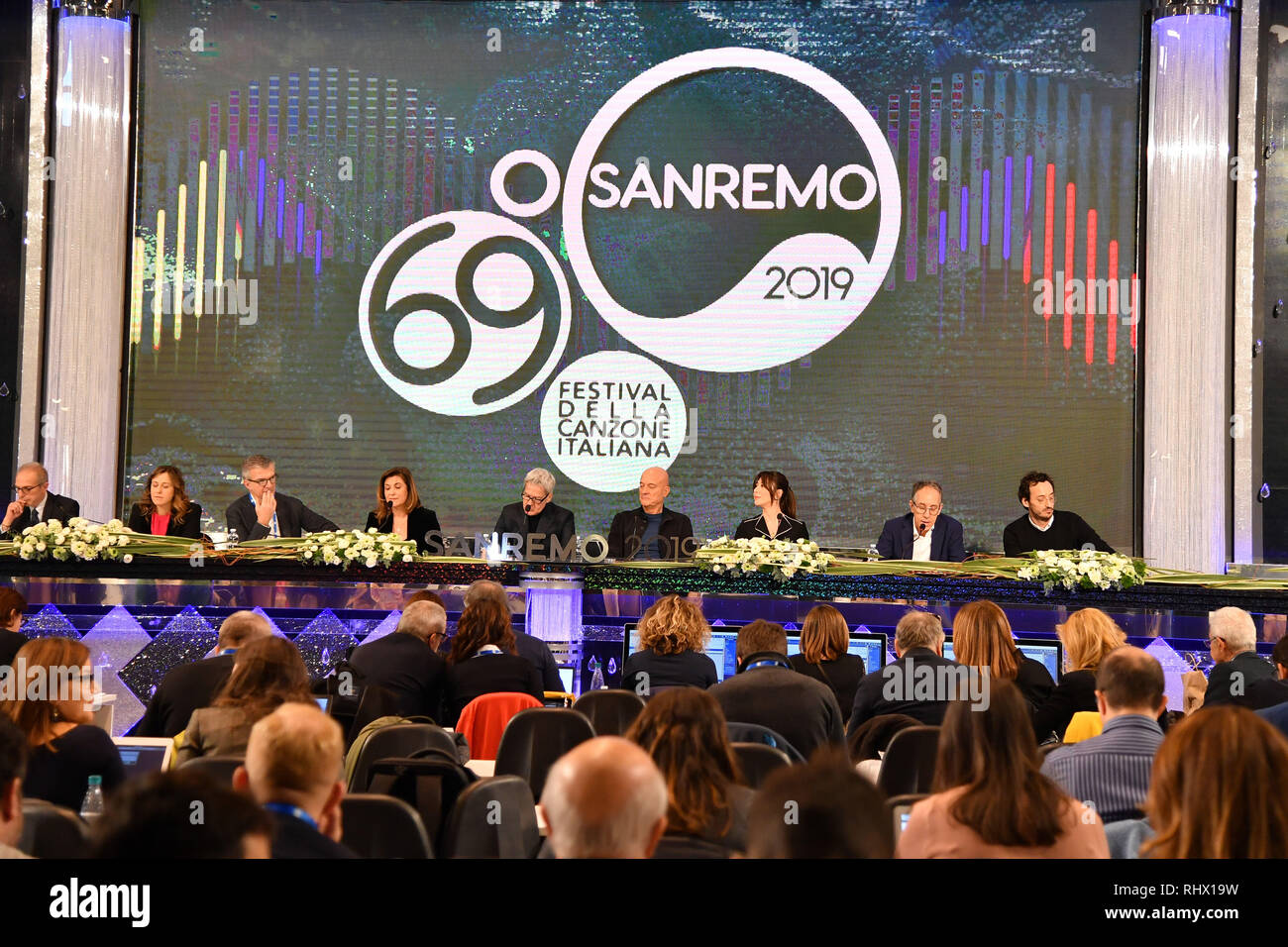 Gian Mattia D'Alberto / lapresse 04-02-2019 Sanremo IM Spettacolo 69mo Festival della canzone italiana Conferenza stampa organizzazione nella foto: Virginia Raffaele, Claudio Baglioni, Teresa de Sanctis, Claudio Bisio Gian Mattia D'Alberto / lapresse 2019-02-04 Sanremo IM 69th Italian song festival Organization press conference in the photo: Virginia Raffaele, Claudio Baglioni, Teresa de Sanctis, Claudio Bisio Stock Photo