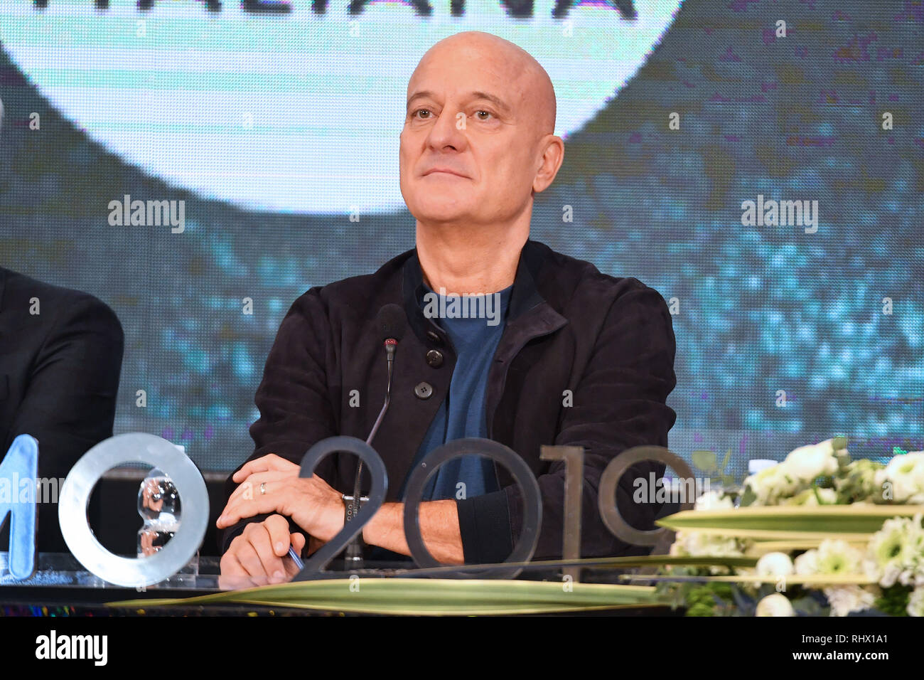 Gian Mattia D'Alberto / lapresse 04-02-2019 Sanremo IM Spettacolo 69mo Festival della canzone italiana Conferenza stampa organizzazione nella foto: Claudio Bisio Gian Mattia D'Alberto / lapresse 2019-02-04 Sanremo IM 69th Italian song festival Organization press conference in the photo: Claudio Bisio Stock Photo