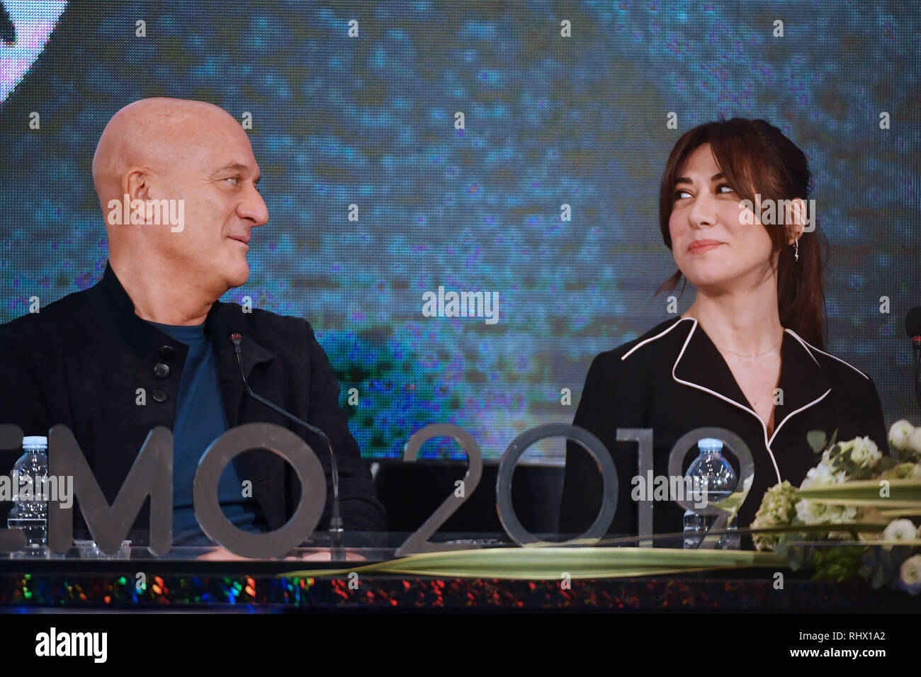 Gian Mattia D'Alberto / lapresse 04-02-2019 Sanremo IM Spettacolo 69mo Festival della canzone italiana Conferenza stampa organizzazione nella foto: Claudio Bisio, Virginia Raffaele Gian Mattia D'Alberto / lapresse 2019-02-04 Sanremo IM 69th Italian song festival Organization press conference in the photo: Claudio Bisio, Virginia Raffaele Stock Photo