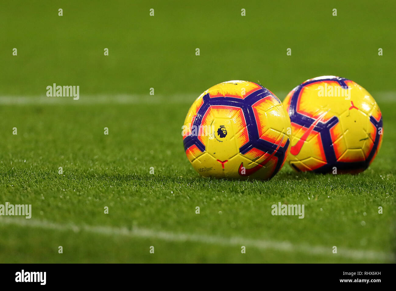 Nike Premier League Football 2018 2019 High Resolution Stock Photography  and Images - Alamy