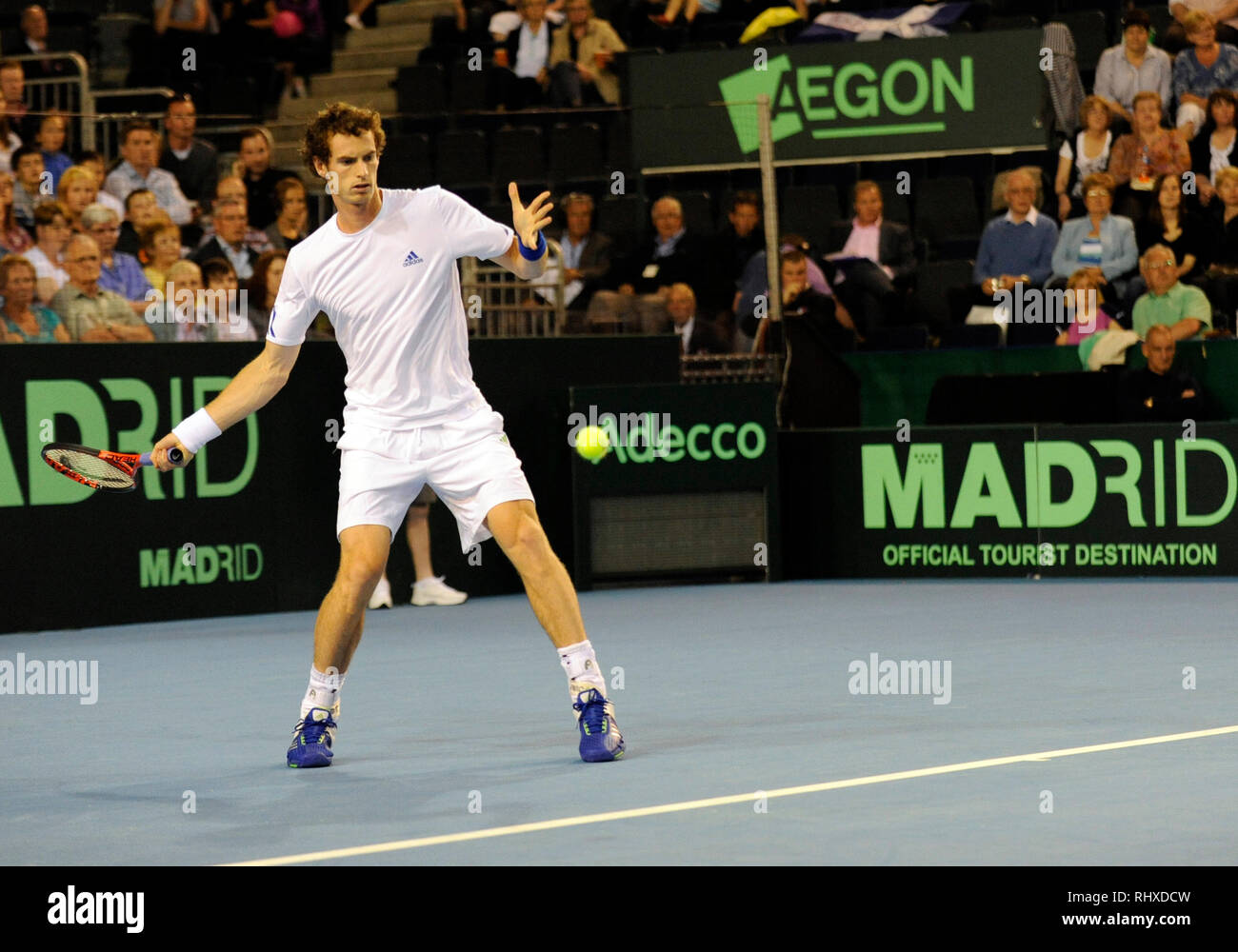 Davis Cup Tennis at Braehead Arena.  Andy Murray (GB) v Laurent Bram (LUX)  Photo: Lenny Warren / Warren Media  07860 830050 01355 229700 lenny@warren Stock Photo