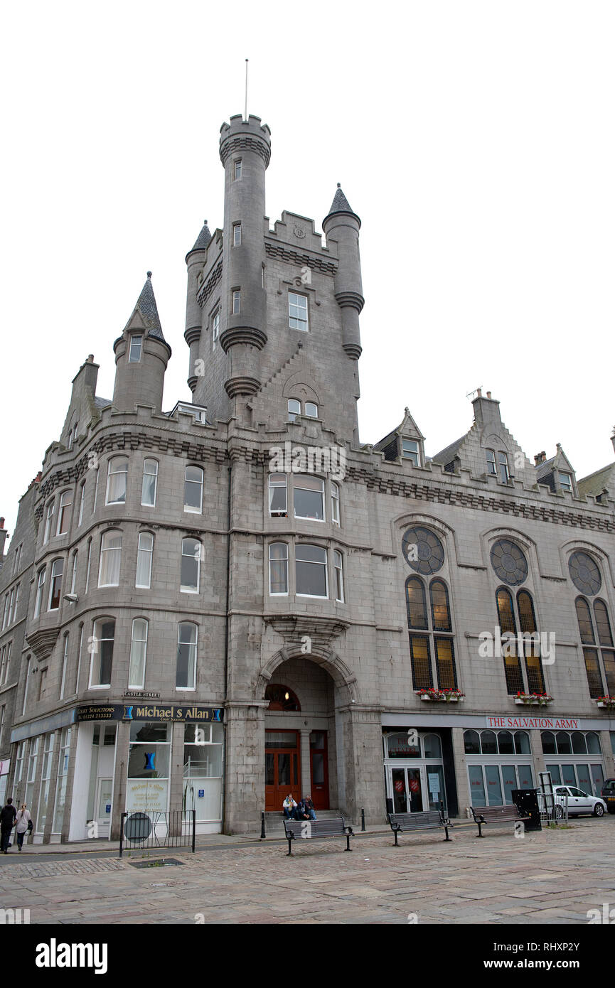 Castle street aberdeen hi-res stock photography and images - Alamy