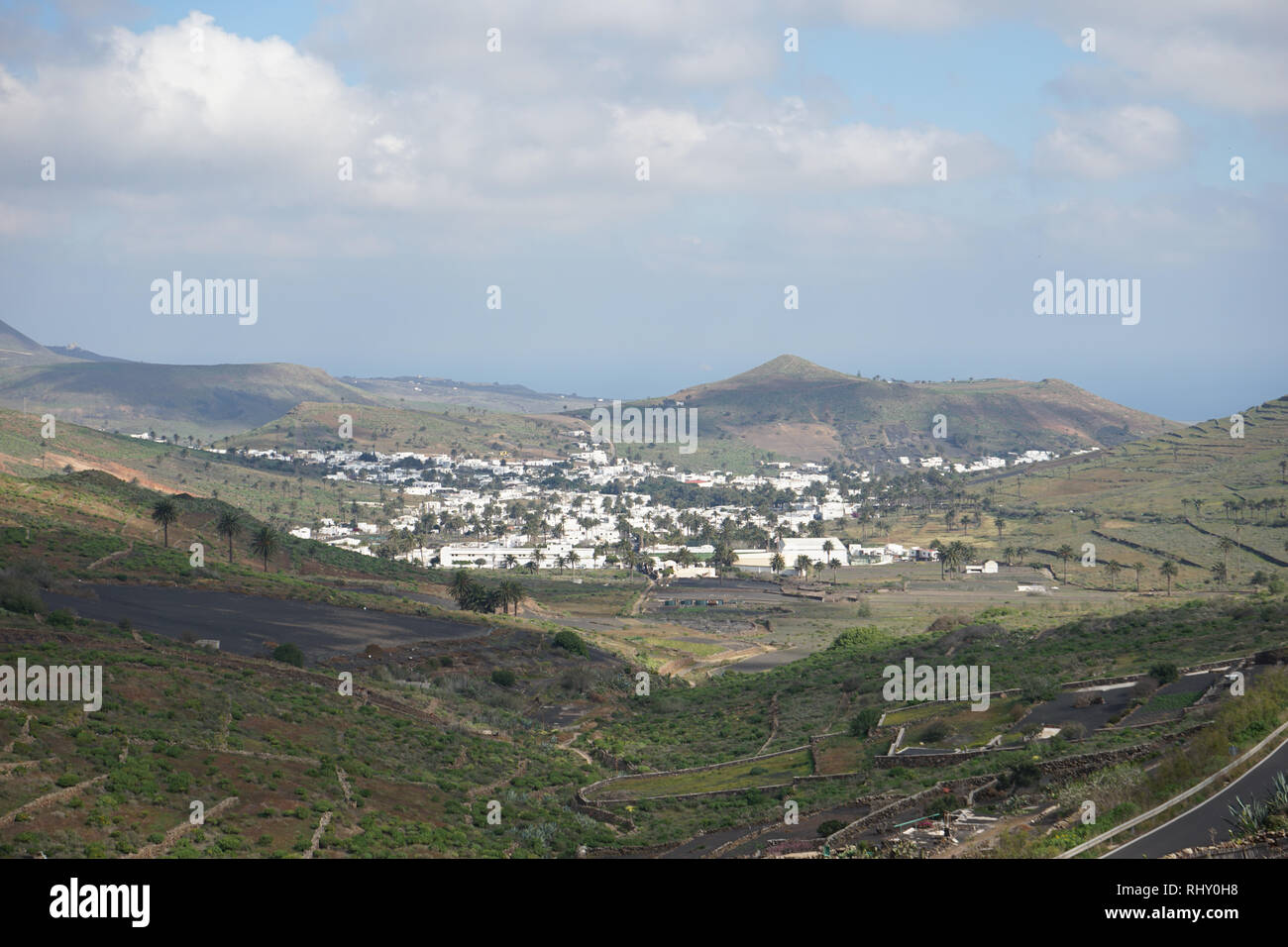 Blick auf Haria, Tal der 1000 Palmen, Lanzarote, Kanarische Inseln, Spanien Stock Photo