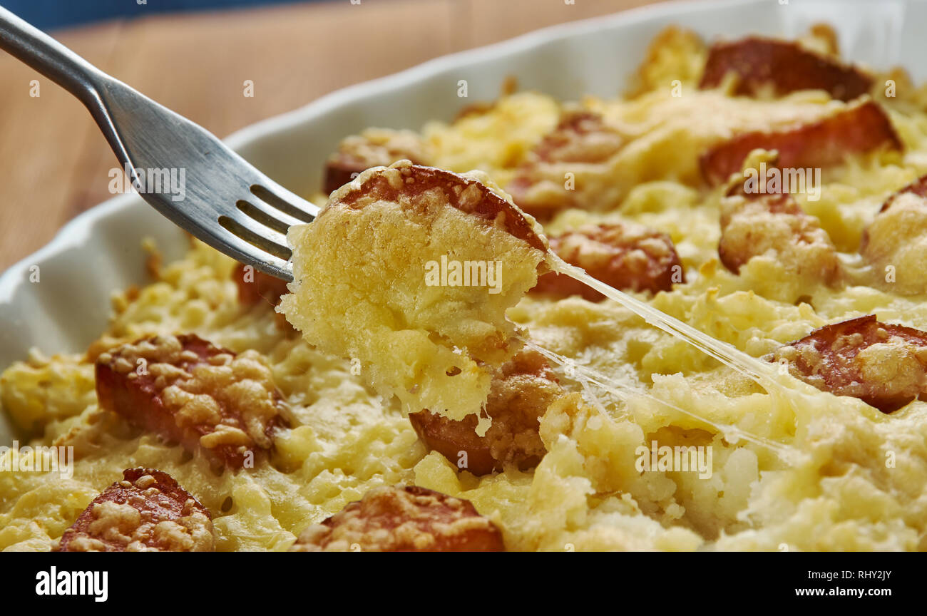 Hash Brown Breakfast Casserole With Sausage, easy breakfast casserole