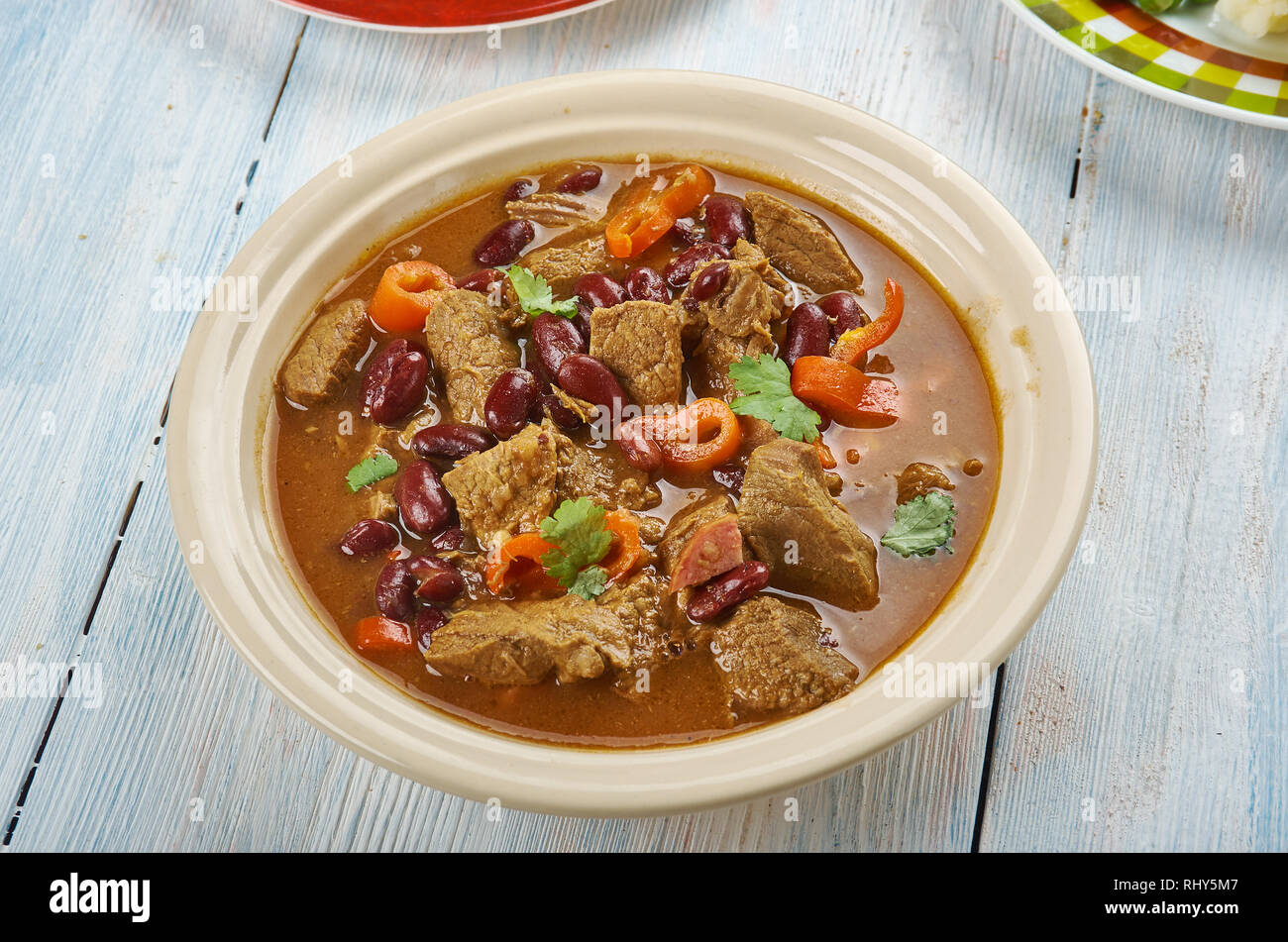 Slow Cooker Chili With Ground Beef and Sausage Stock Photo - Alamy