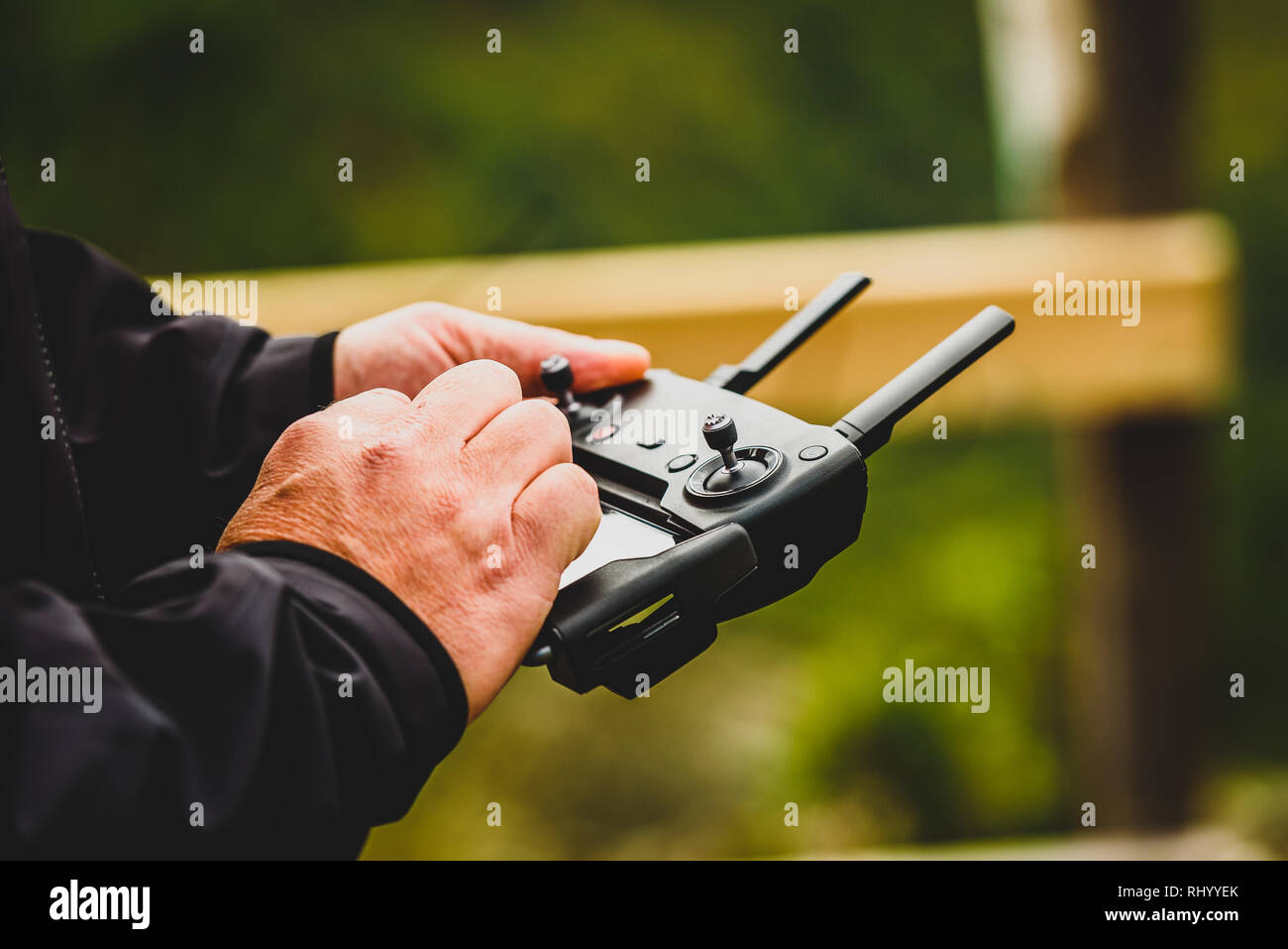 How To Control Hand Drone at Jessie Ramirez blog