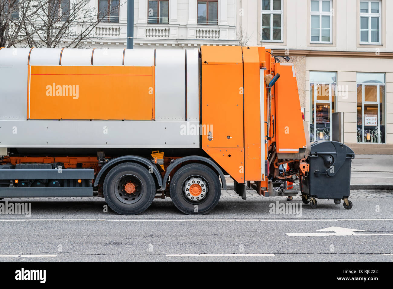 Rubbish truck hires stock photography and images Alamy