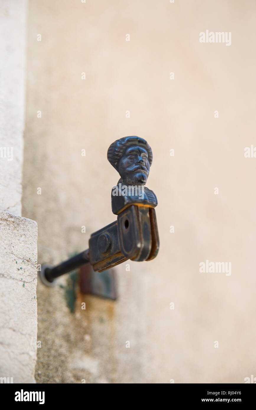 Shutter holders hires stock photography and images Alamy