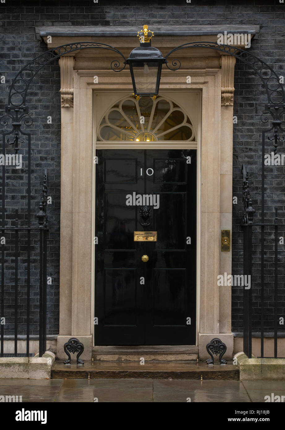 Number 10 Downing Street Door Stock Photo 234827331 Alamy