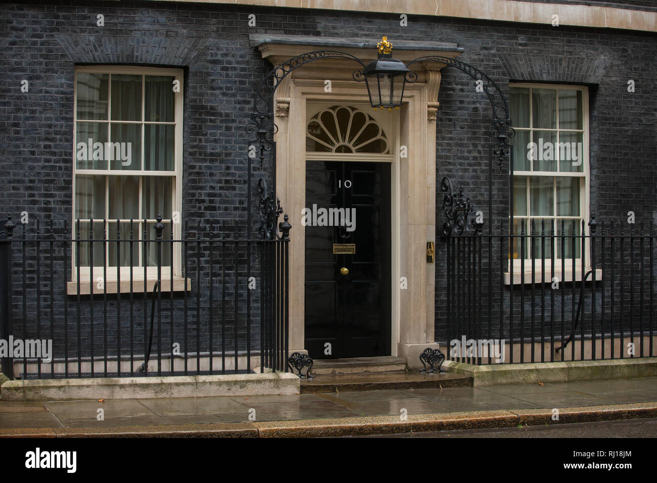 Number 10 Downing Street Door Stock Photo 234827340 Alamy