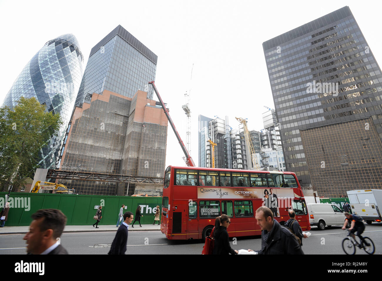 118 Meter St Helens Office Skyscraper And 180 Meter Office Skyscraper 30 St Mary Axe Also Called Swiss Re Tower Or The Ghurkin 01 03 By Sir Norm Stock Photo Alamy