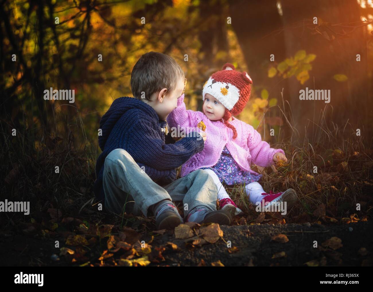 Happy child in nature hi-res stock photography and images - Alamy