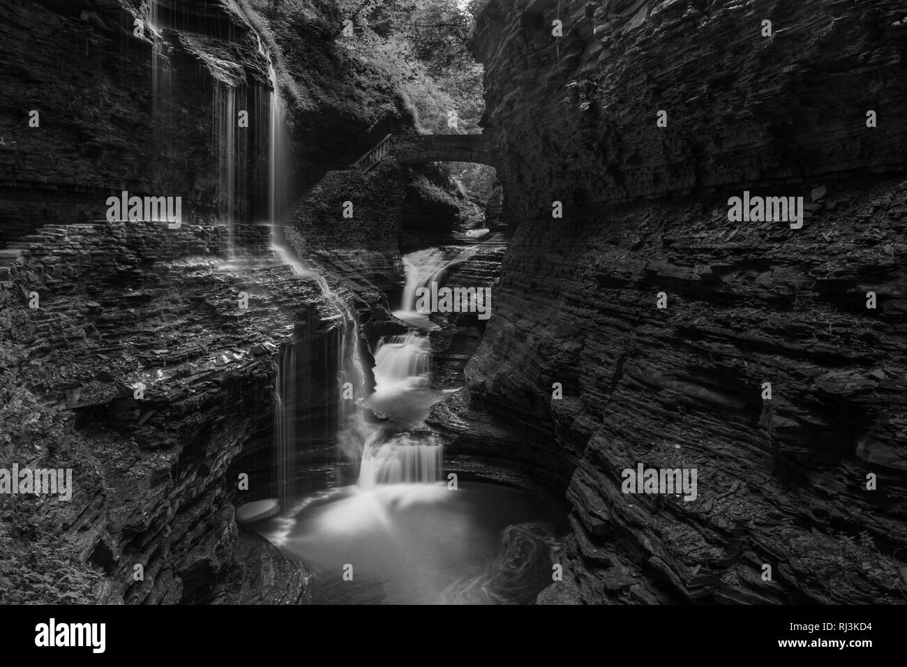 Rainbow Falls, at Watkins Glen State Park, New York Stock Photo - Alamy