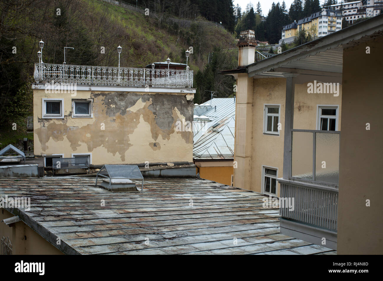 Der Verfall Bad Gasteins - ehemaliges Hotel Stock Photo