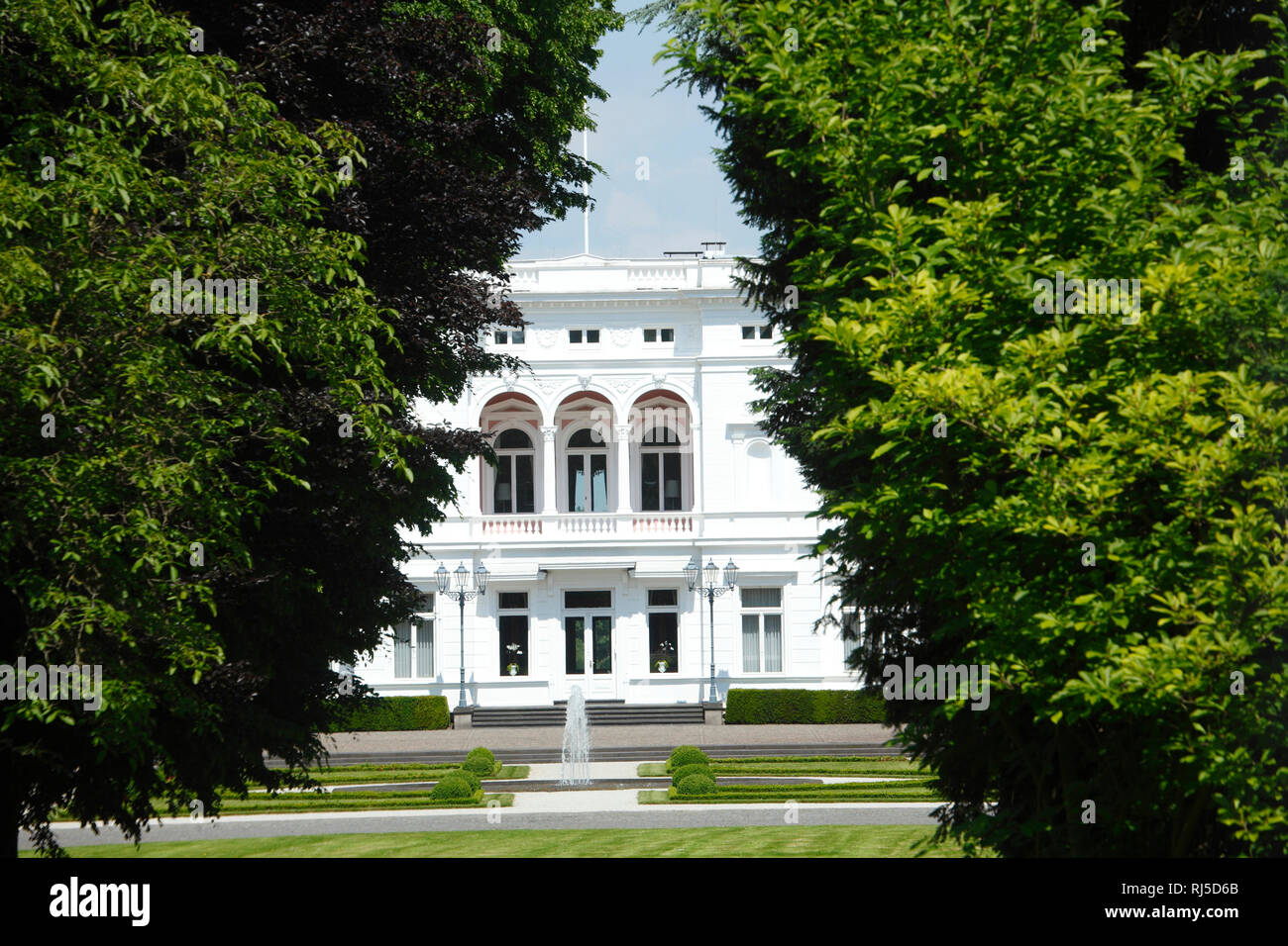 Villa Hammerschmidt, Amtssitz des Bundespräsidenten , Bonn, Nordrhein-Westfalen, Deutschland, Europa Stock Photo