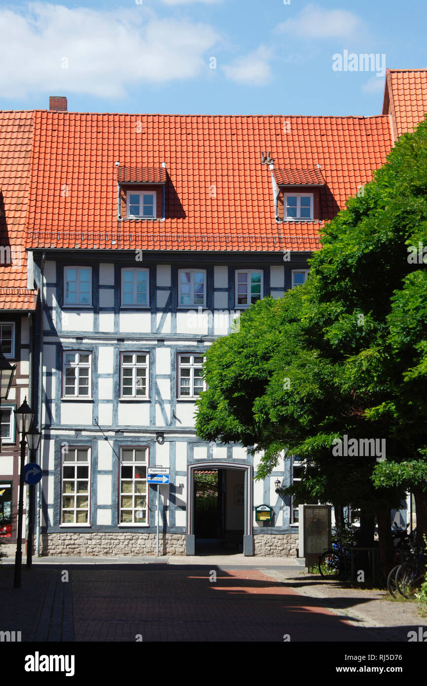 Goettingen :  Historisches Fachwerkhaus in der Straße Papendiek Stock Photo